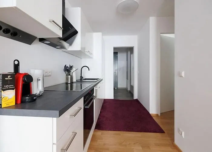 New! Convenient Viennalove Wienmeidling *